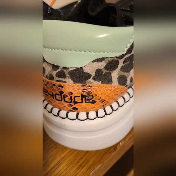 Women Hey Dude Wendy Rise Shoes Size 9 - Picture 8 of 8